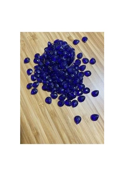 Oya, Abiye, Havlu, Takı, Örgü Vb. El Işleme Plastik Gözyaşı Damla Boncuk. 25GR. Tahmini 195 Adet.