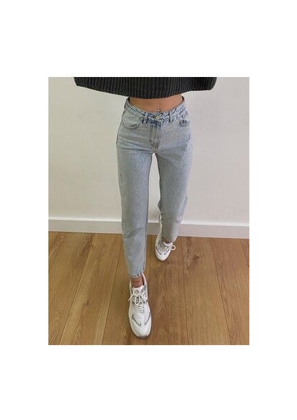 Julia Kadın Mavi Kar Yıkama Mom Boyfriend Yüksek Bel Kot Jeans Pantolon fiyatları