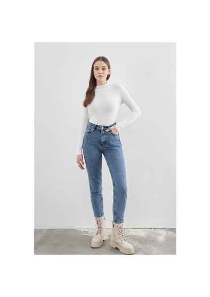 Leo Kadın Yüksek Bel Mavi Kar Yıkama Likralı Mom Jeans Pantolon modelleri