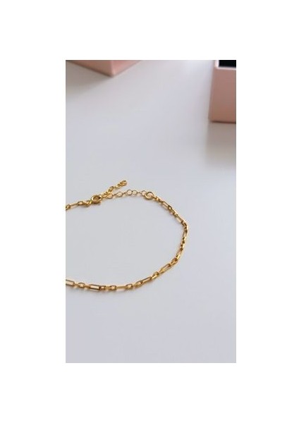 925 Ayar Gümüş Ince Zincir Bileklik Gold Renk Tek Adet Gönderilir.