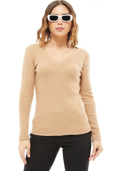 Kadın V Yaka Uzun Kollu Bluz Camel ZN5116