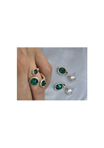 Yeşil Taşlı Gümüş Set Kristal Ayarlanabilir Yüzük ve Küpe Seti fırsatları