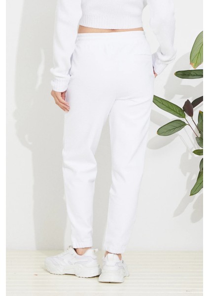 Kadın Petek Dokulu Paçası Büzgülü Eşofman Altı Beyaz ZN5104 modelleri