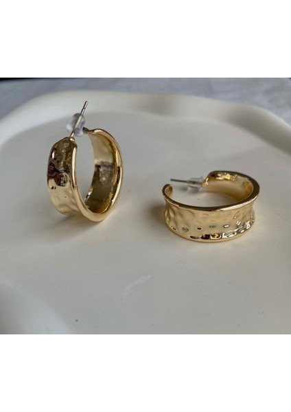 Kadın Küpe Kayık Biçim Taşlanmış Küpe