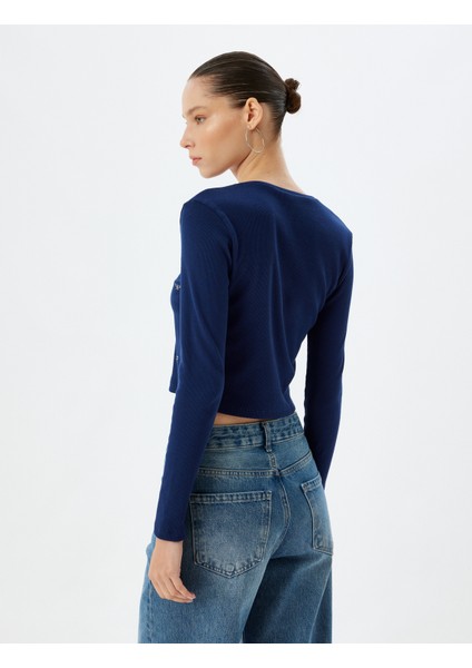 Crop T-Shirt Fiyonk Desenli Uzun Kollu Kaşkorse Slim Fit fırsatları