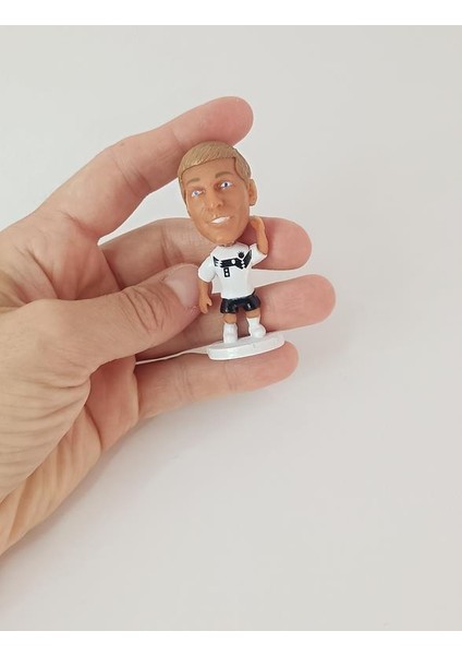 Futbolcu 3D Figür Futbol Yıldızı Biblo 6.5 cm Nostalji Ev Ofis Dekor Oyuncak fiyatları