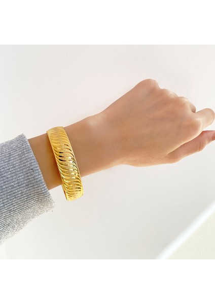 Bz Altın Kaplama 15MM Rüzgar Model Bilezik BLZ-3026 fiyatları