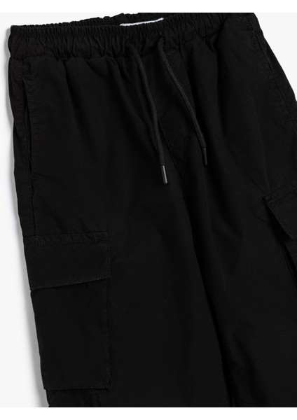 Jogger Paraşüt Pantolon Cepli Beli Bağlamalı Pamuklu modelleri