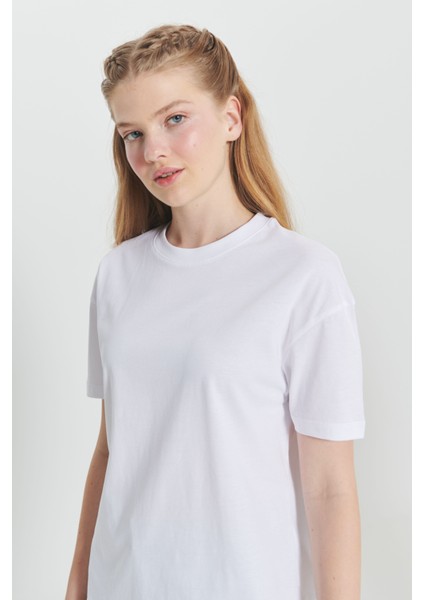 Pamuk Oversize Fit Bol Kesim Bisiklet Yaka Basic Tişört