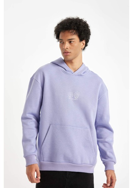 Rick and Morty Boxy Fit Kapüşonlu Sırt Baskılı Sweatshirt C6510AX24AU