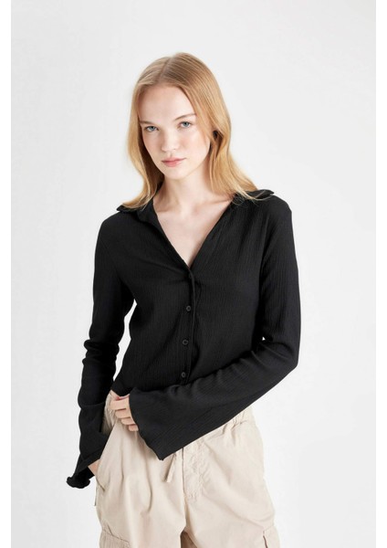 Coool Fitted Basic Düz Düğmeli Uzun Kollu Crop Siyah Gömlek A0012AX24AU