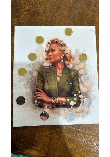 3 Boyutlu Taşlı Pul Payetli Kadın Arma Dikiş Aplike 23X19 cm fiyatları