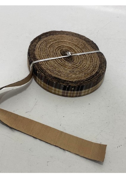 Ekose Desenli Kurdele 24mm X 10 Metre (Model 2) fırsatları