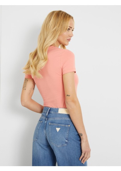 Kadın Küçük Üçgen Logolu T-Shirt-Pembe