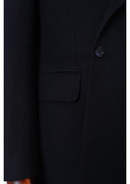 Erkek Kışlık Kruvaze Kaban - Sıcak ve Şık Tasarım - KAW7220W indirimleri