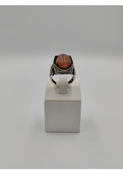 Kapşon Sıkma Talşı Yan Kolları Oniks Taşlı Erkek Yüzüğü 26 mm 925 Ayar Gümüş Yüzük