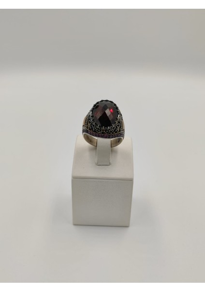 Kırmızı Zirkon Faset Kesim Taşlı Erkek Yüzüğü 24 mm 925 Ayar Gümüş Yüzük