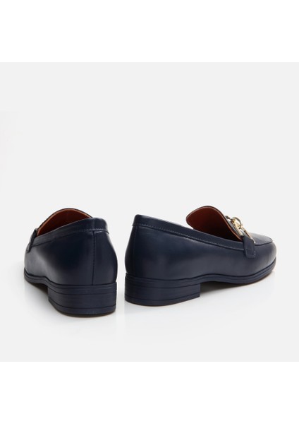 01Ayh291750A680 Deri Lacivert Kadın Loafer