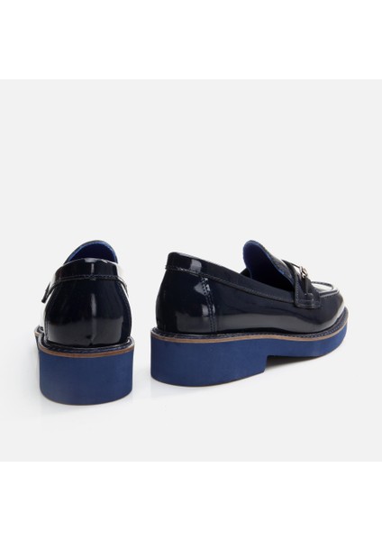 01Ayh291740A680  Deri Lacivert Kadın Loafer