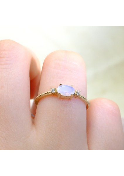 Gümüş Yüzük - Oval Kesim Kuvars Taşlı Yan Zirkon Taşlı 925 Ayar Gümüş Yüzük-Tektaş Hediyelik Yüzük fiyatları