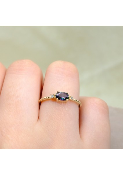 Altın Yüzük - Mistik Topaz Oval Kesim Yan Zirkon Taşlı Modern 14 Ayar Altın Kadın Tektaş Yüzük Günlük-Hediyelik modelleri