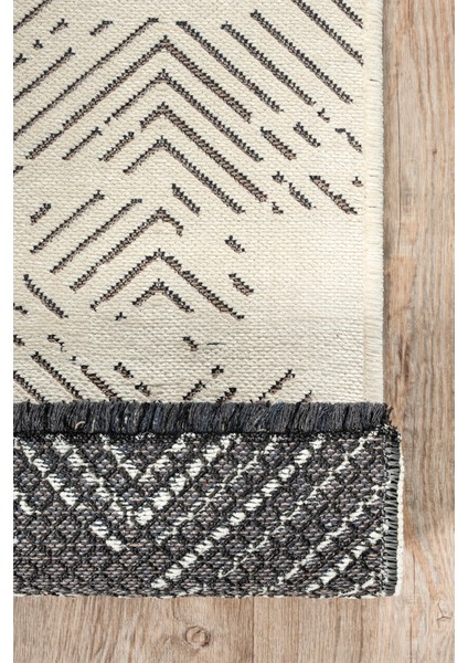 Krem Kaymaz Taban Yıkanabilir Dekoratif Kilim Yolluk K5109