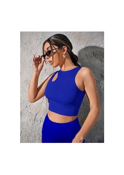 Kadın Asimetrik Omuz Detay Crop Top Bluz