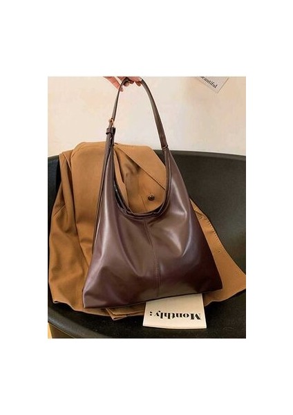 Kadın Kahve Omuz Çantası Kaliteli Işçilik ve Yumuşak Suni Deri