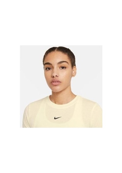 Sportswear Essential Kadın T-Shirt DD1328-113 fırsatları