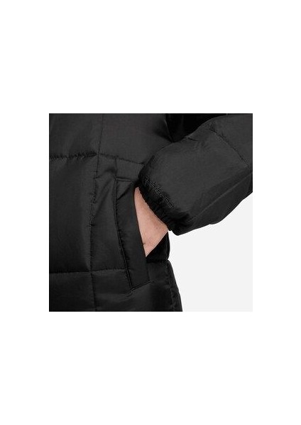 Sportswear Classic Puffer Therma-Fıt Bol Kapüşonlu Kadın Parkası FB7675-010 modelleri