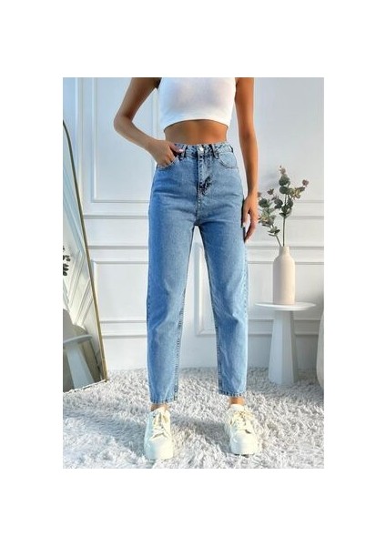 Asit Yıkamalı Kadın Yüksek Bel Mom Fit Mavi Jean Pantolon