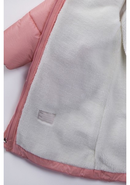 Trend Özel Soft Kumaş Su Itici Kumaş Kapitone Içi Kürklü Cepli Varaklı -Kapüşonlu Kışlık Kaban-Mont modelleri