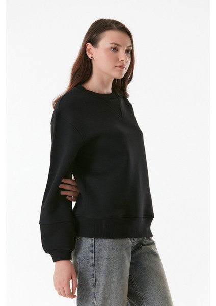 Basic Beli Lastikli Sweatshirt