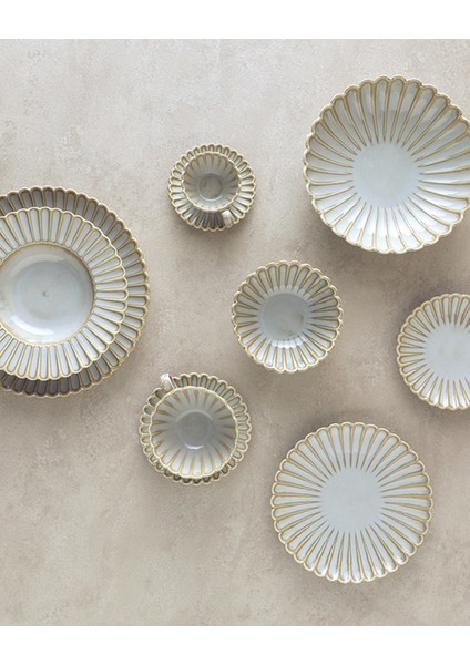 Fiore New Bone China 4 Parça 2 Kişilik Fincan Takımı Gri fırsatları