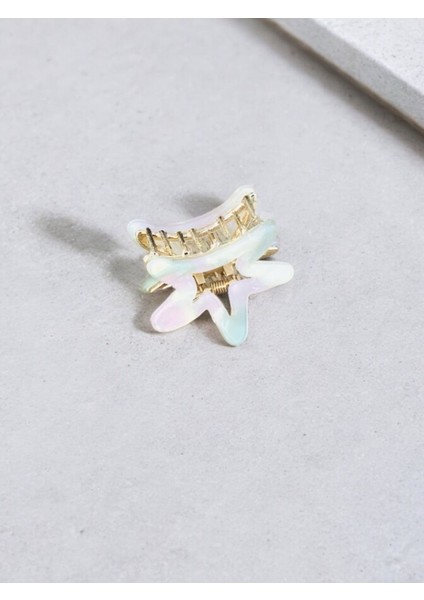 Kadın Minik Altın Detaylı 4 cm Kemik Mandal Toka modelleri