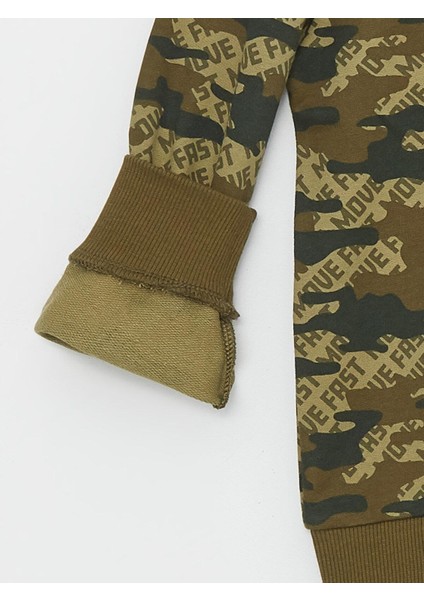 Lcw Kids Rahat Kalıp Bisiklet Yaka Erkek Çocuk Sweatshirt modelleri