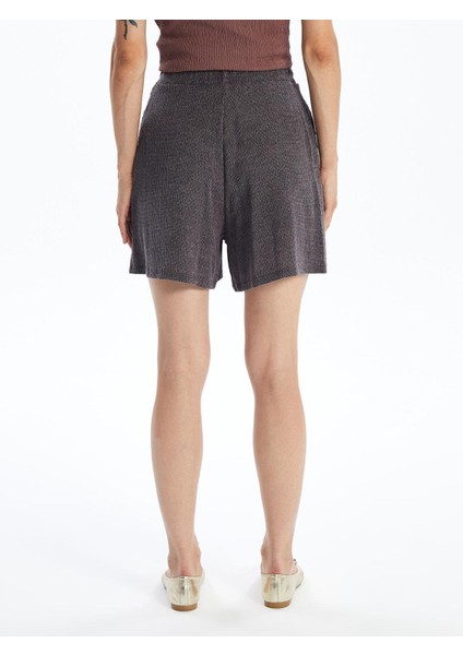 Lcwaıkıkı Basic Kadın Beli Lastikli Düz Şort fırsatları