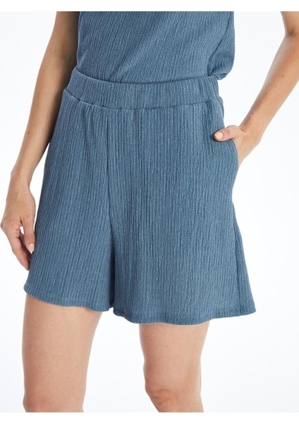 Lcwaıkıkı Basic Kadın Beli Lastikli Düz Şort modelleri