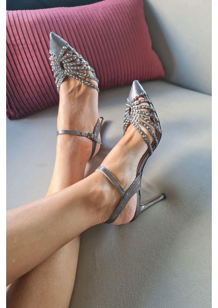 036 7469 Topukla Kadın Bilekden Bağlamalı Ince Topuklu Taşlı Abiye Ayakkabı