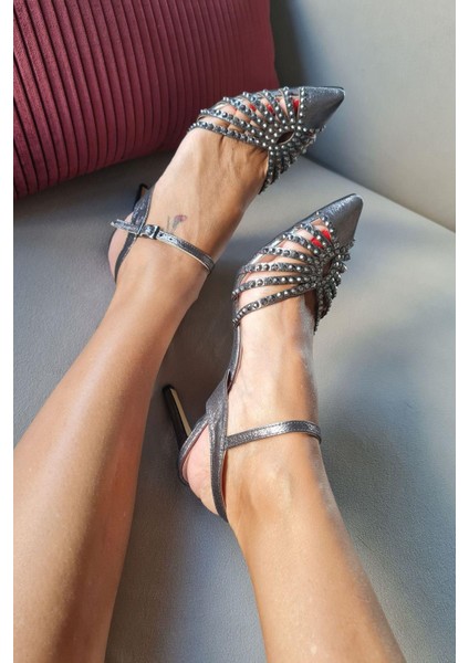 036 7469 Topukla Kadın Bilekden Bağlamalı Ince Topuklu Taşlı Abiye Ayakkabı modelleri