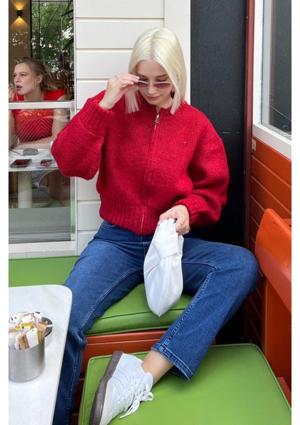 Kırmızı Uzun Kollu Fermuarlı Triko Erkek Hırka MG2061 – Rahat ve Şık Günlük Kullanım fiyatları