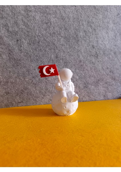 Türk Bayraklı Astronot Dekoratif Obje - Biblo - Dekor