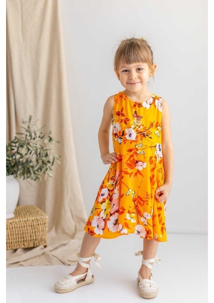 Turuncu Çiçekli Kolsuz Evaze Elbise