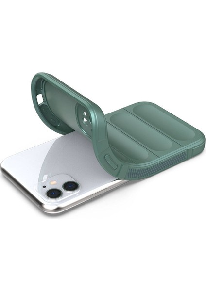 Apple iPhone 11 Uyumlu Kılıf Esnek Tpu Oyuklu Arka Yüzey Tasarımlı Silikon Kapak fırsatları