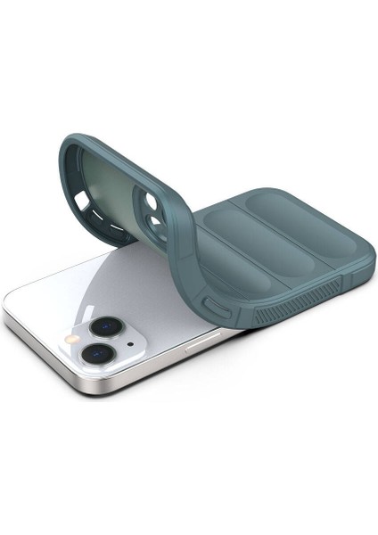 Apple iPhone 13 Uyumlu Kılıf Esnek Tpu Oyuklu Arka Yüzey Tasarımlı Silikon Kapak