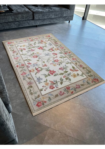 Pudra Bej Temalı Çok Renkli Çiçek Desenli Kreatif Vintage Dekoratif Halı 2562 modelleri