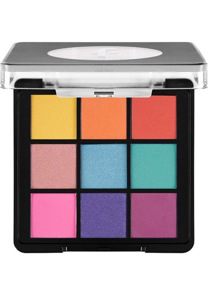 9'lu Kompakt Göz Farı Paleti Kremsi Doku Mat ve Işıltılı Bitiş Seçenekleriyle fiyatları