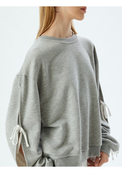 Oversize Sweatshirt Fiyonk Detaylı Bisiklet Yaka Uzun Kollu indirimleri