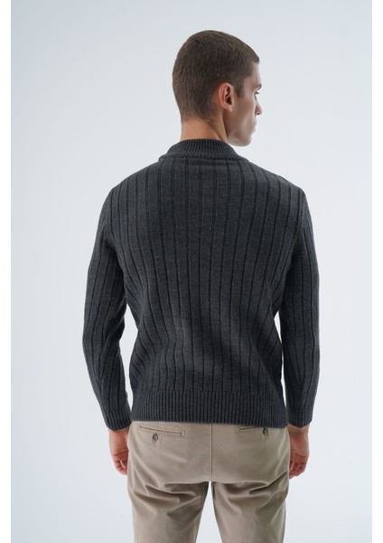 Erkek Antrasit Yarım Balıkçı Saç Örgülü Arka Kol Fitilli Yün Triko Örme Kazak TRIST-5328 fırsatları