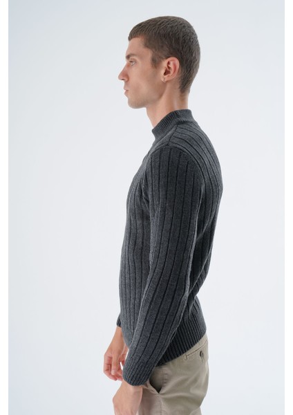 Erkek Antrasit Yarım Balıkçı Saç Örgülü Arka Kol Fitilli Yün Triko Örme Kazak TRIST-5328 indirimleri